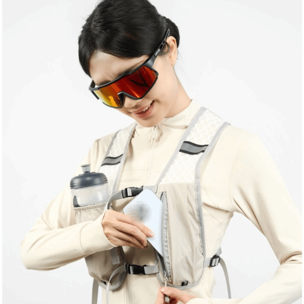 حقيبة صدرية عاكسة مقاومة للماء - مراجعة Hydration Vest وسعره